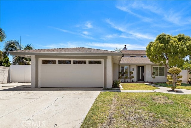 Primary Photo - 822 E Borchard Ave