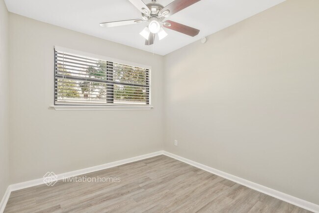 Building Photo - 6727 Calvados Ave