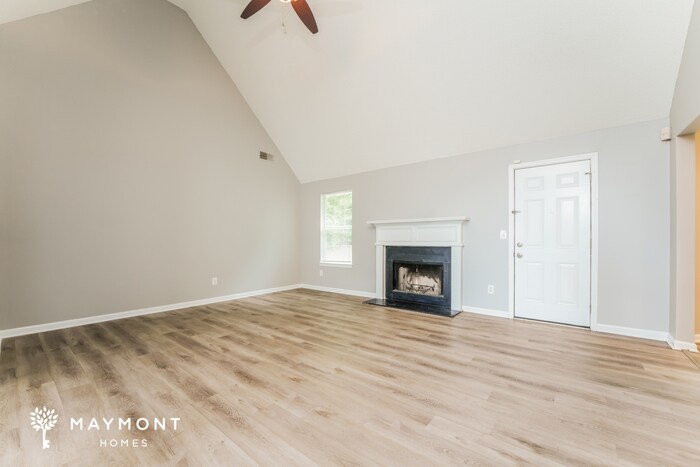 Building Photo - 311 Ermines Way
