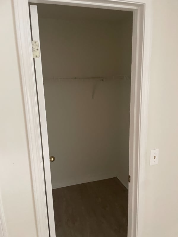 Building Photo - 11305 Lake Mandarin Cir E