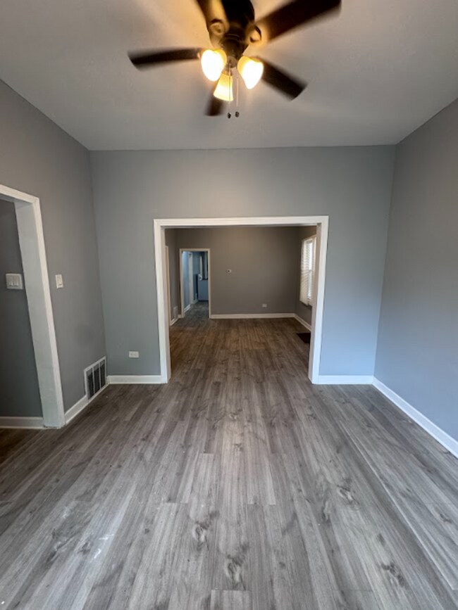 Building Photo - 12219 S Lowe Ave