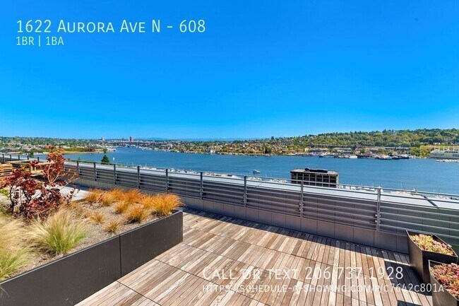 Building Photo - 1622 Aurora Ave N