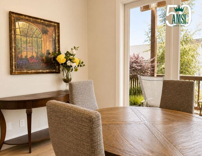 Building Photo - Timeless Character. Modern Lifestyle. Unbeatable Location.