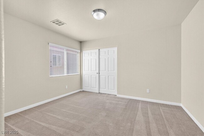 Building Photo - 6524 W Baroque Ave