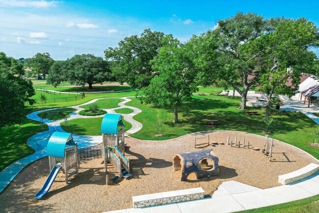 Building Photo - 17803 Pumpkin Vine Dr