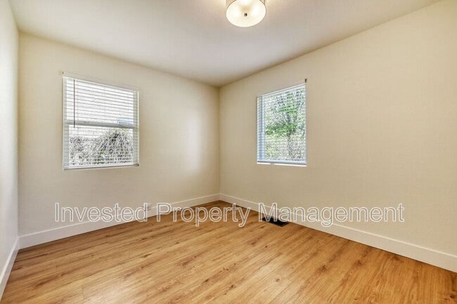 Building Photo - 3641 Josephine St