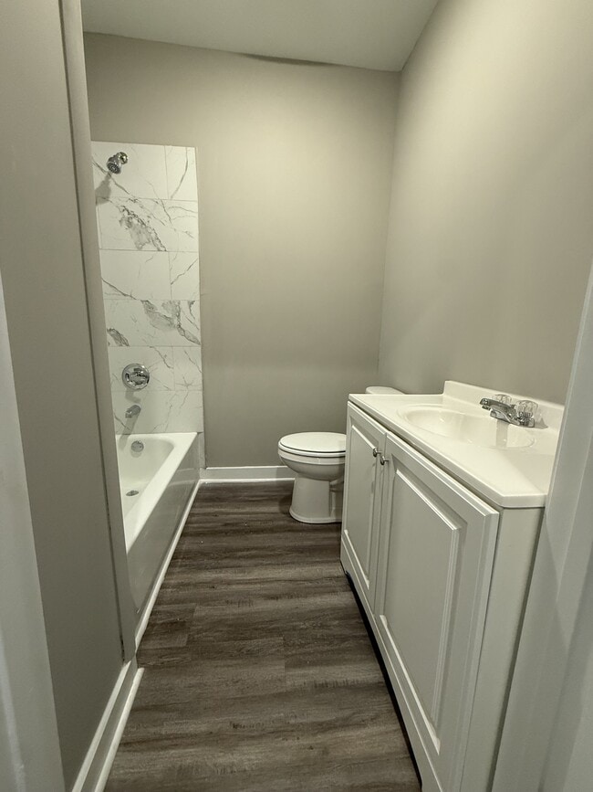 Building Photo - 226 Highland St