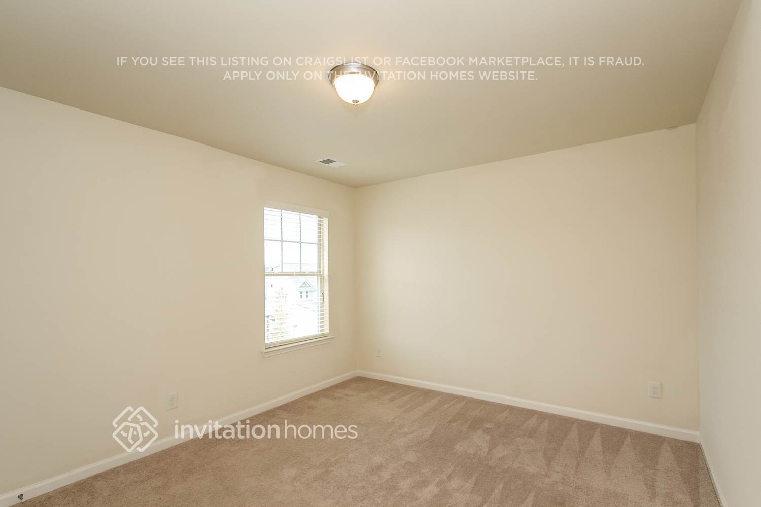 Building Photo - 384 Easley Dr SE