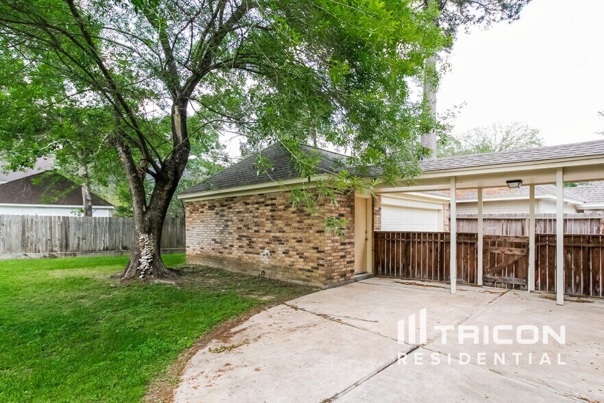 Building Photo - 12134 Quail Creek Dr