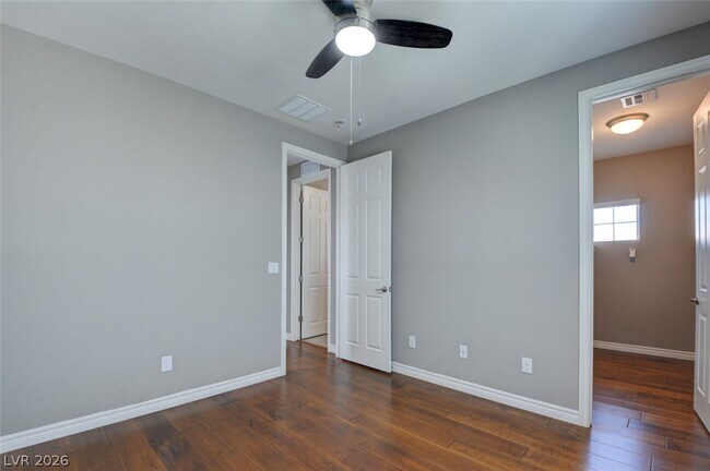 Building Photo - 12101 Edgehurst Ct