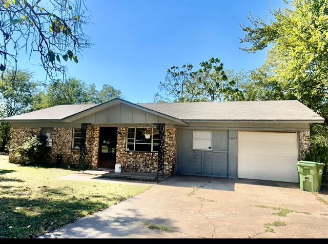 Building Photo - 1600 SE 23rd Ave