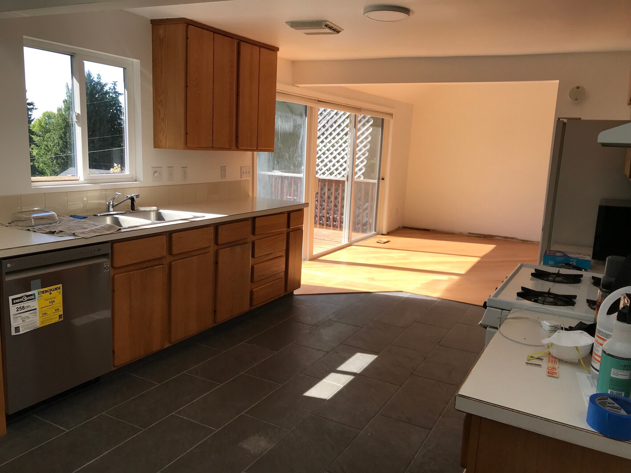 House: new dishwasher - 1609 7th Ave SE