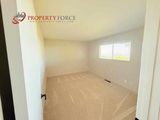 Building Photo - 3145 Alanhill Ln