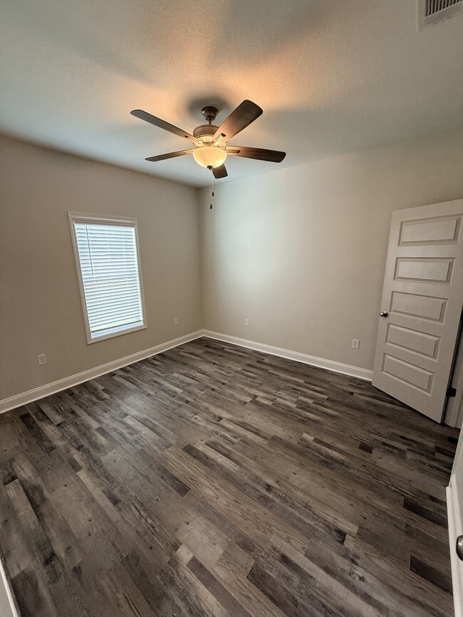 Building Photo - 3948 Lu Ln
