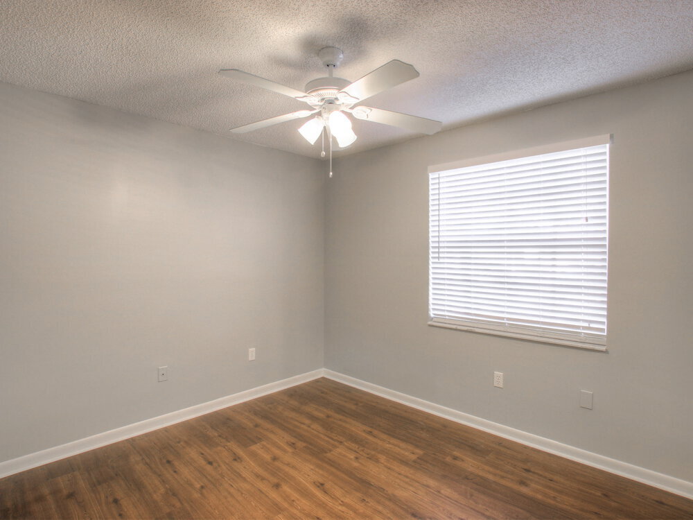 Building Photo - 1261 NW 159th Ave