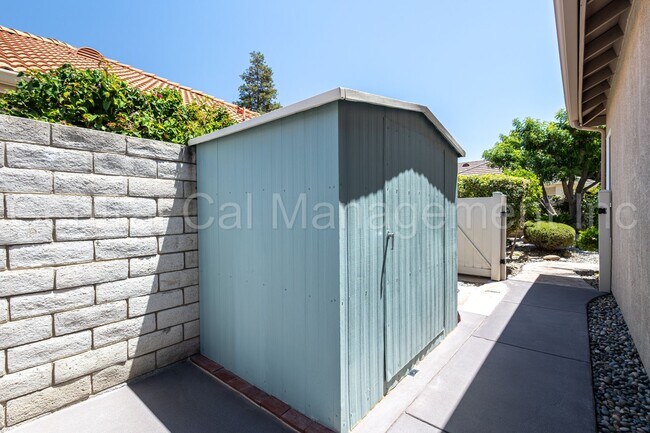 Building Photo - 3 Bedroom/2Bath Home the Greens at Seven O...