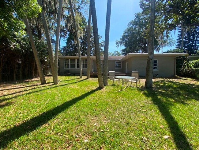 Building Photo - Charming Ormond Beach Home