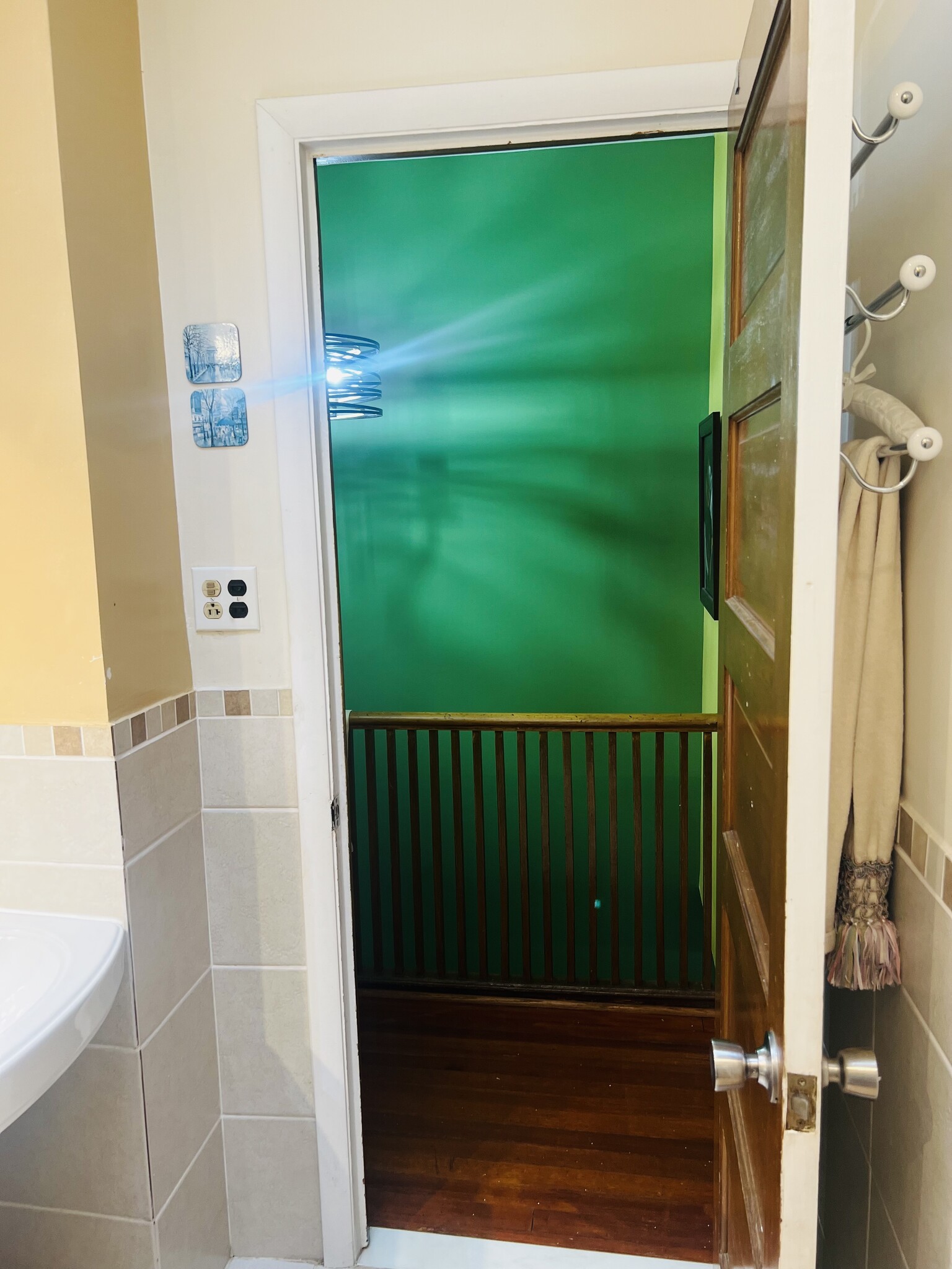 Building Photo - 1333 E St NE