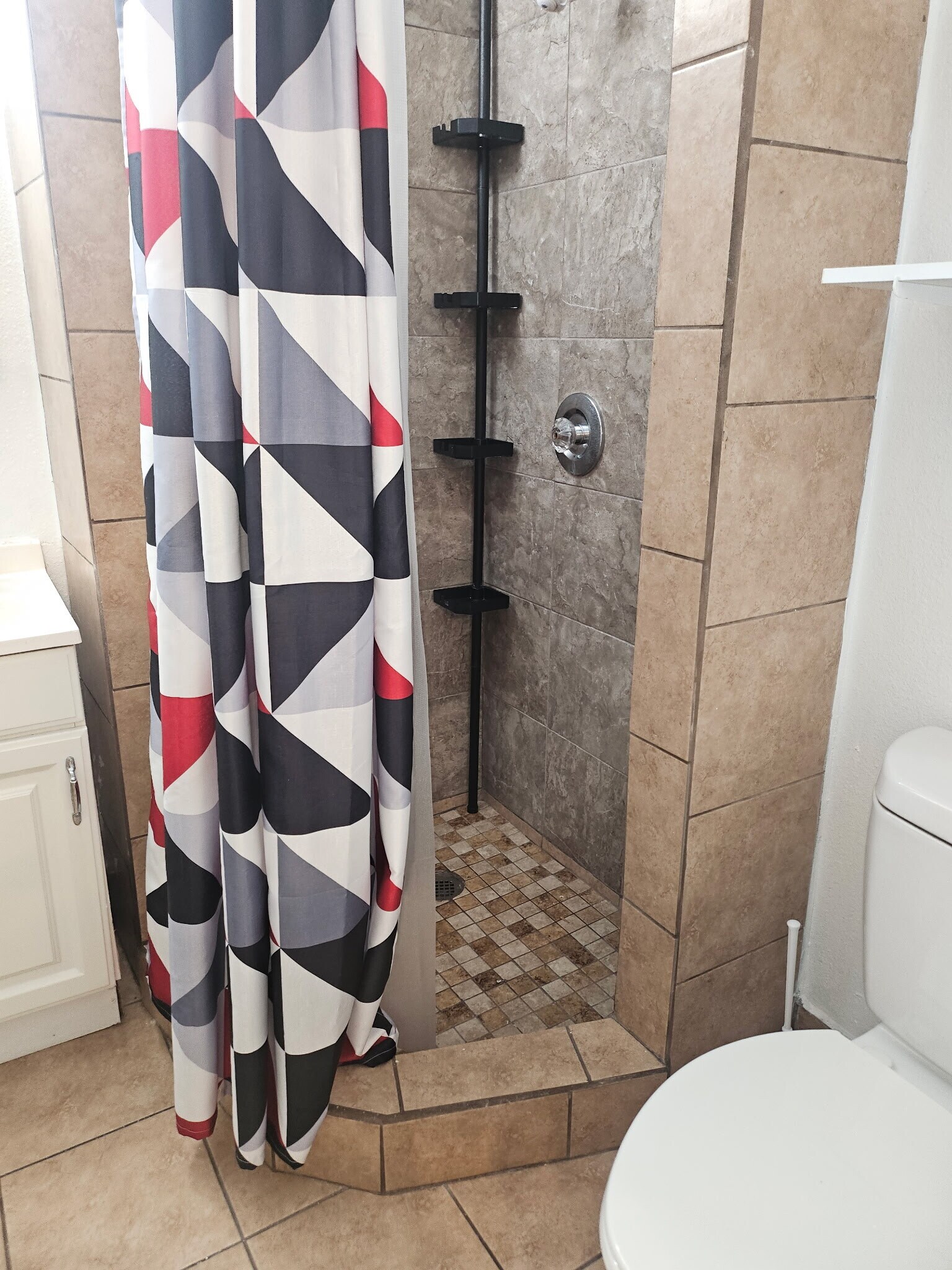 Building Photo - 561 Tiffin Pl