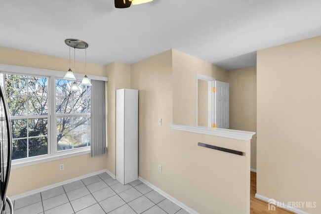 Building Photo - 63 Giera Ct