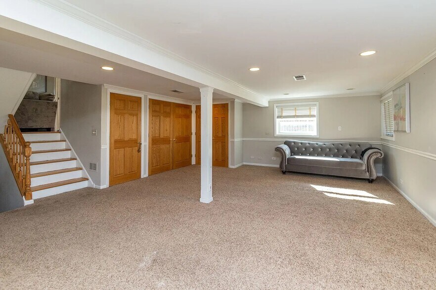 Building Photo - 432 S Dale Ave