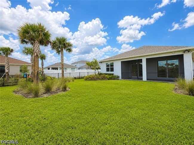 Building Photo - 42723 Valley Brooks St