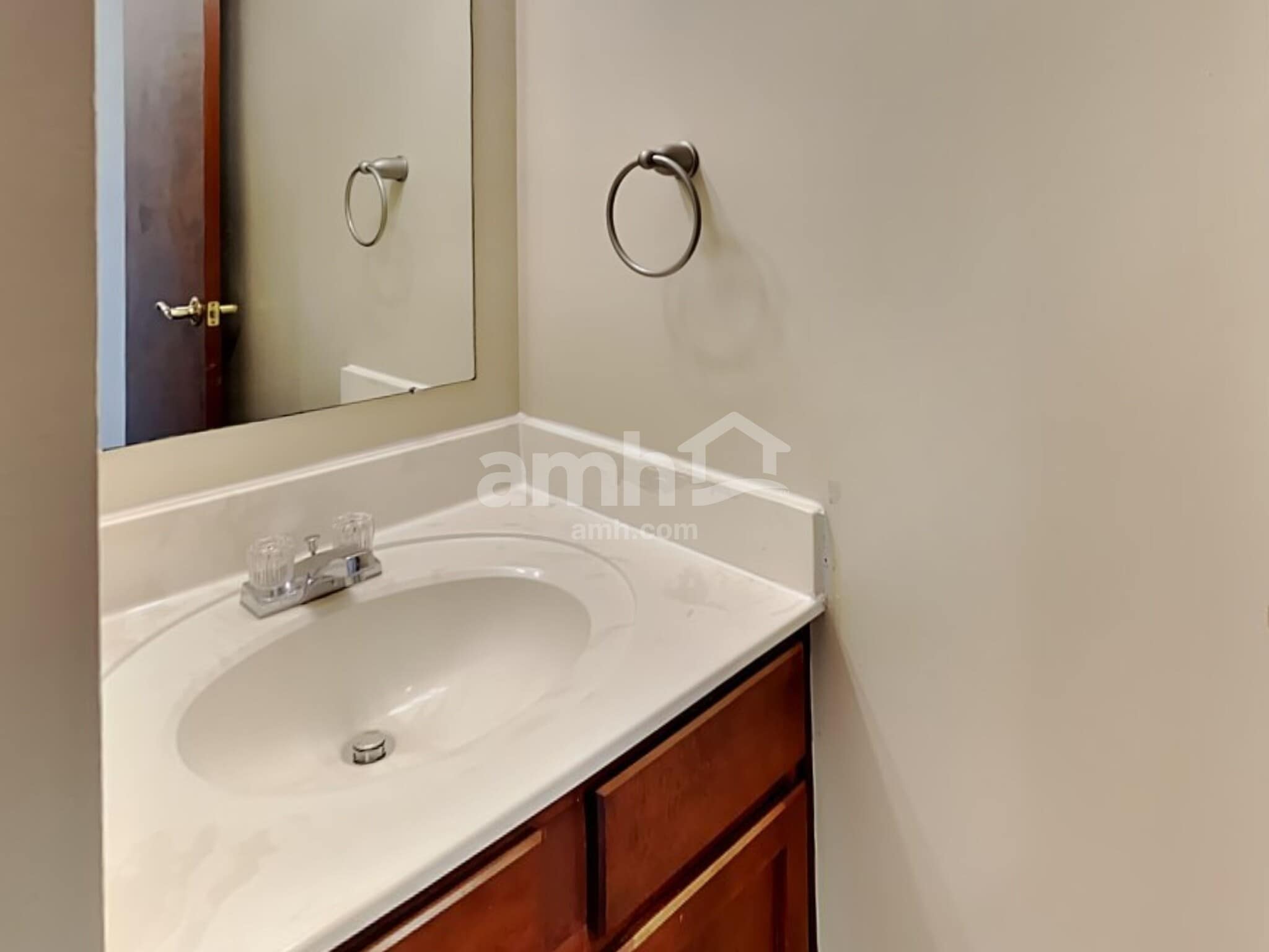 Building Photo - 5829 Sharets Dr