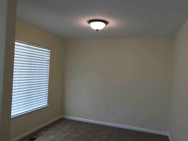 Building Photo - 18365 Whitebark Ct