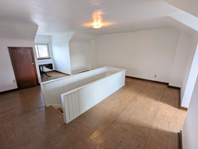 Building Photo - 258 Edmond St