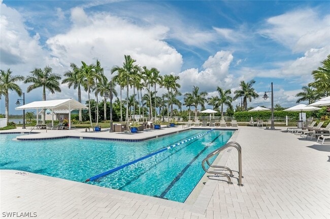 Building Photo - 14827 Edgewater Cir