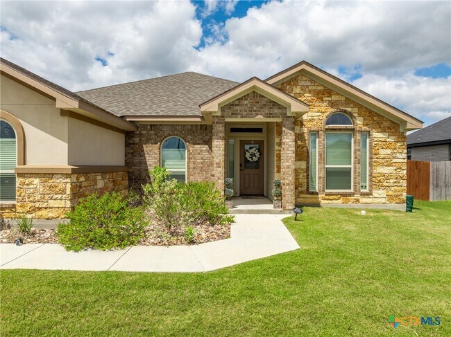 Building Photo - 2509 Meadow Lark Dr