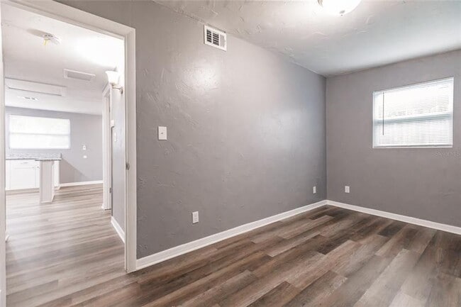 Building Photo - 3900 Locust Ave