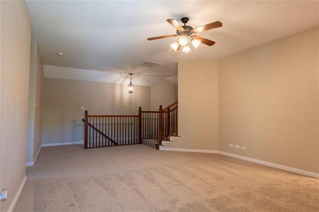 Building Photo - 1609 Clearwater Dr