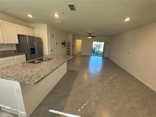 Building Photo - 12063 Holystone St