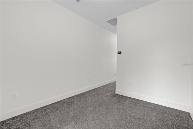 Building Photo - 13031 Michael Callin Aly
