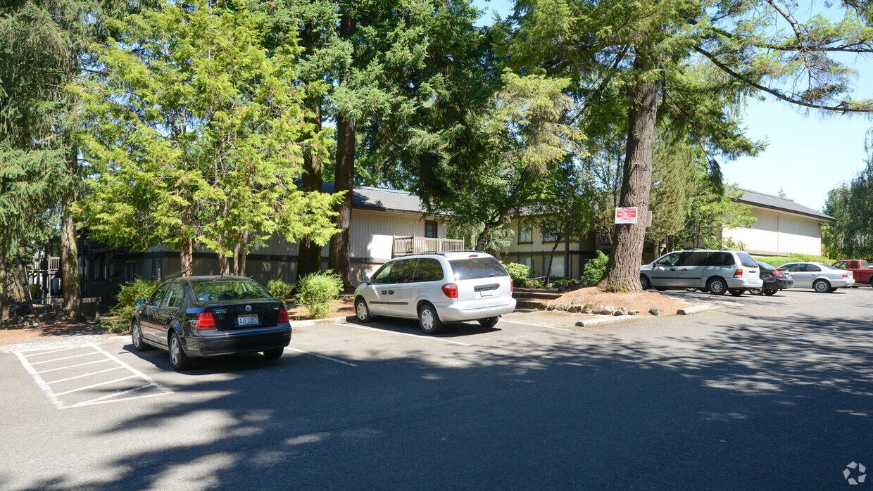 Rolling Creek Apartments Vancouver