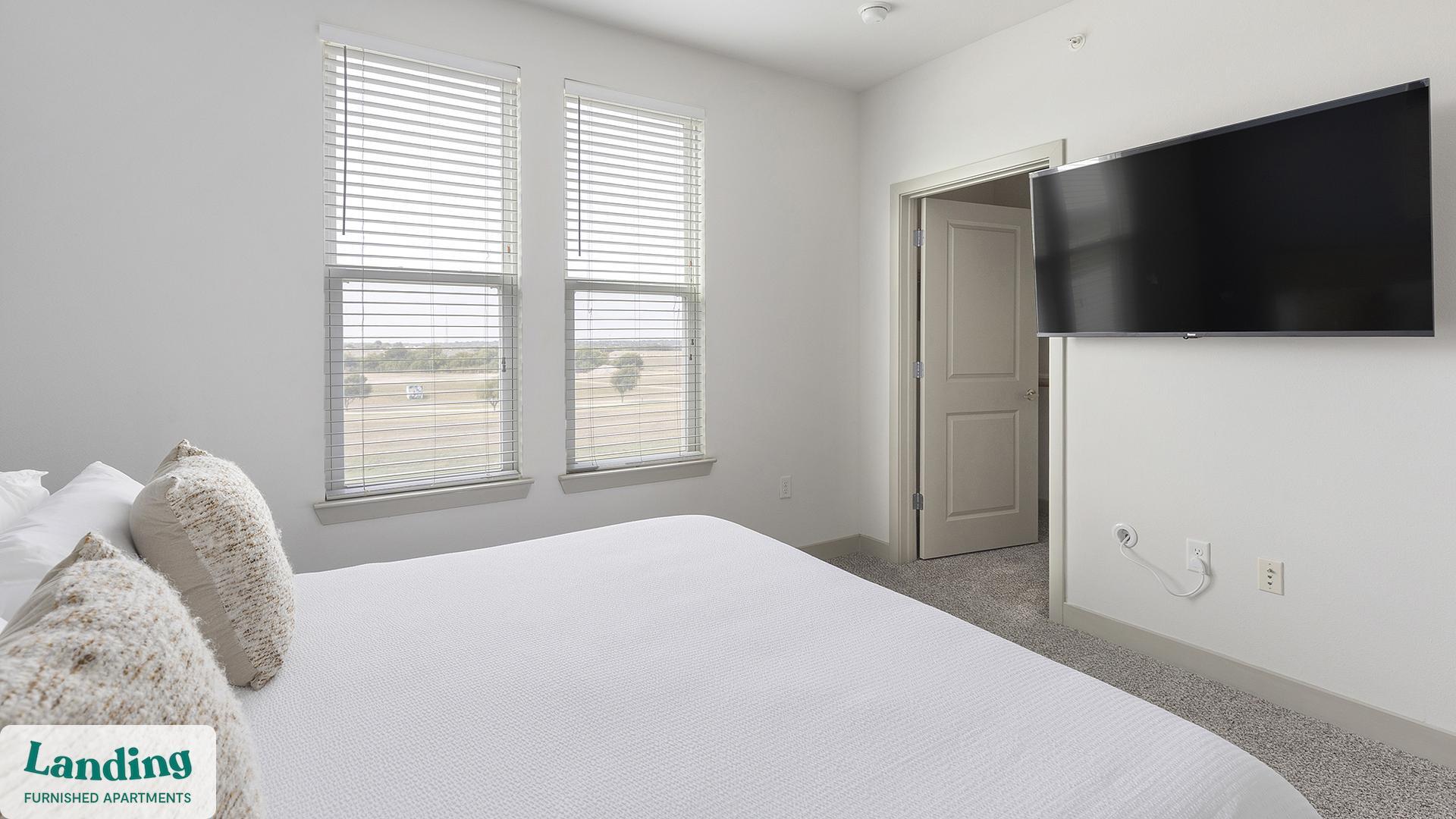 Building Photo - 1852 E Northside Dr