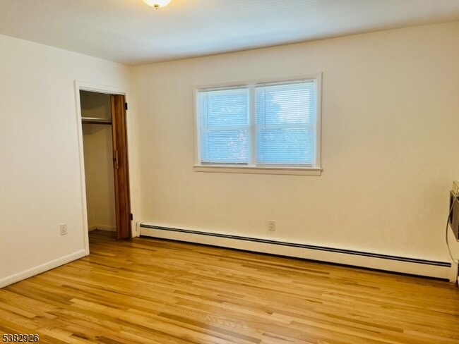 Building Photo - 26 Pilgrim Ct