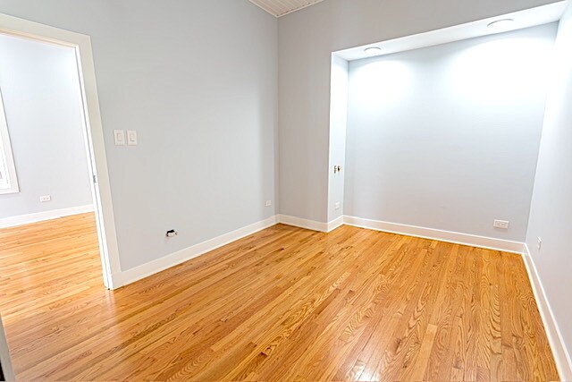Building Photo - 2532 N Ashland Ave