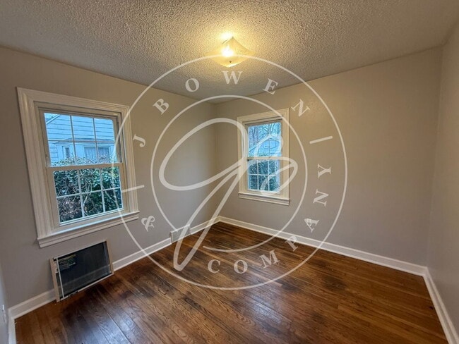 Building Photo - 4114 S Detroit Ave