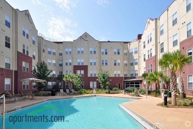Pool - GrandMarc at Tallahassee