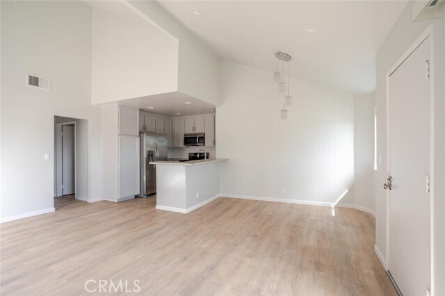 Building Photo - 13100 Bromont Ave