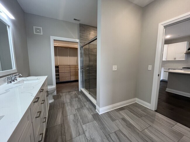 Building Photo - Beautiful 1-Bedroom Home