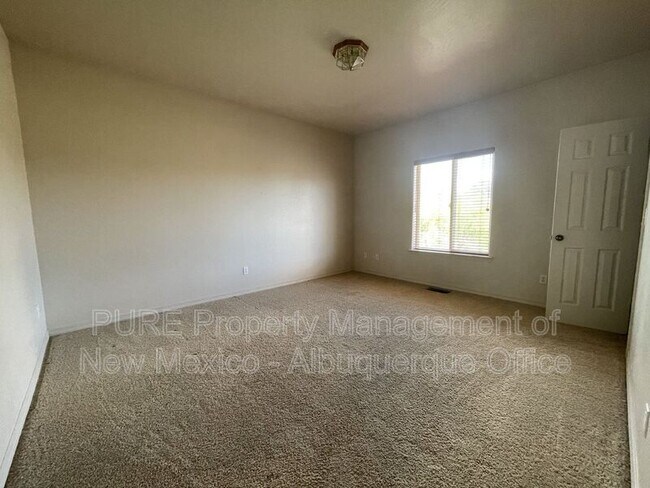 Building Photo - 3900 N Butler Ave