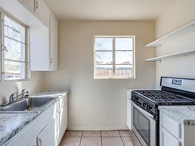 Building Photo - 3206 E Bellevue St