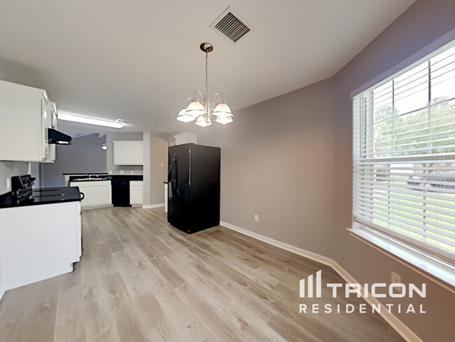 Building Photo - 4123 Pedernales River Ln