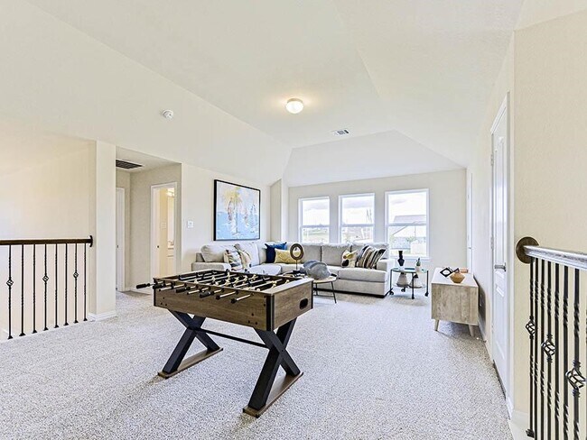 Building Photo - 173 Dina Ln