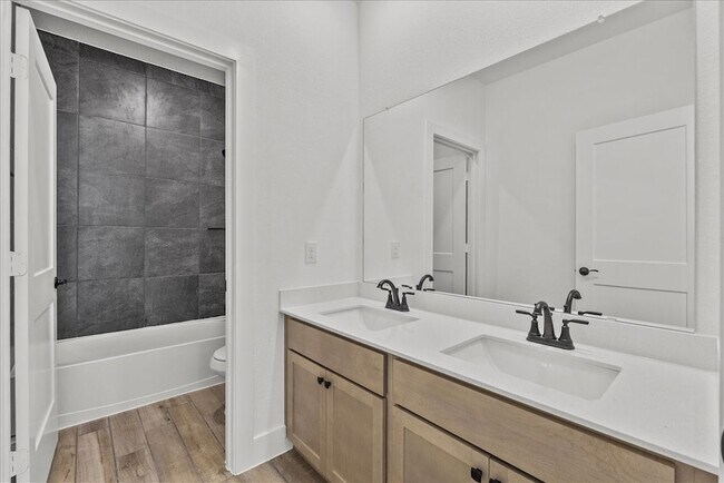 Building Photo - 5218 Sage Hls Dr