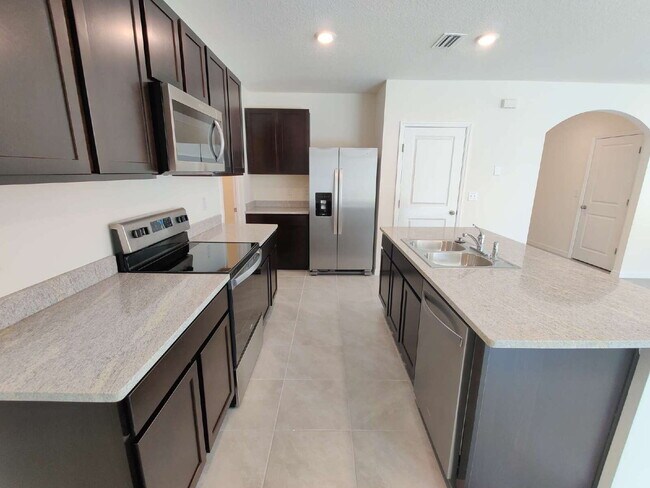 Building Photo - 34228 Jasper Stone Dr