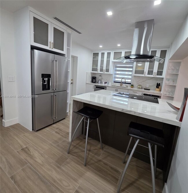 Building Photo - 1015 Pizarro St
